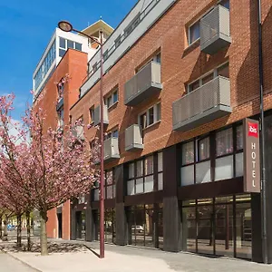 *** Hotel Ibis Centre Grand Palais Francia