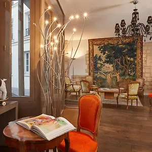 *** Hotel De Notre-dame Francia